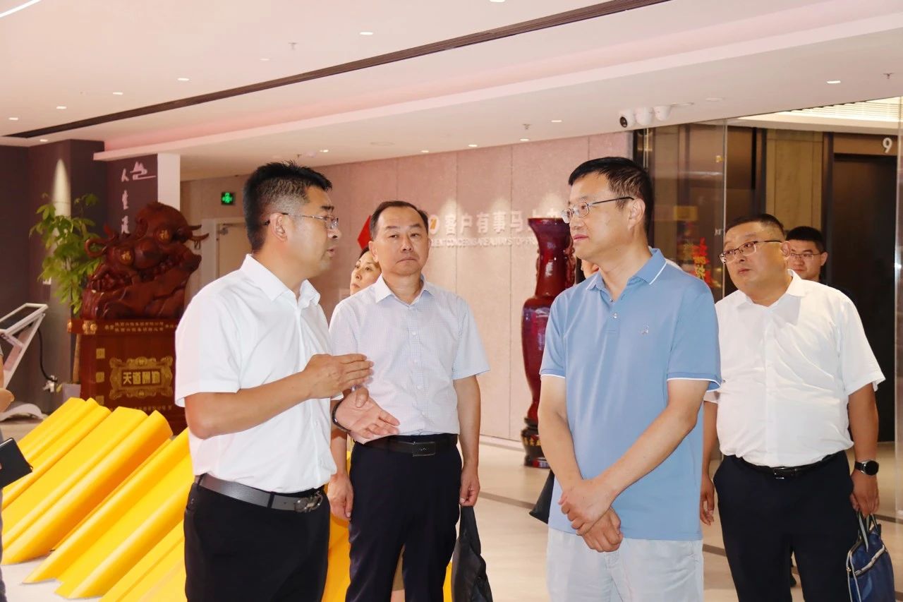 陕西公海彩船6600集团与陆运助公司座谈互换 陕西公海彩船6600集团与陆运助公司座谈互换